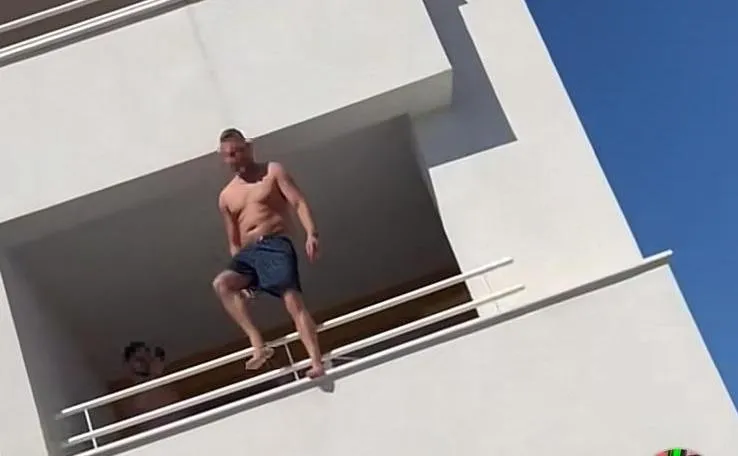 Balconing en Playa de Palma: un vídeo en redes reabre la alerta por conductas de riesgo