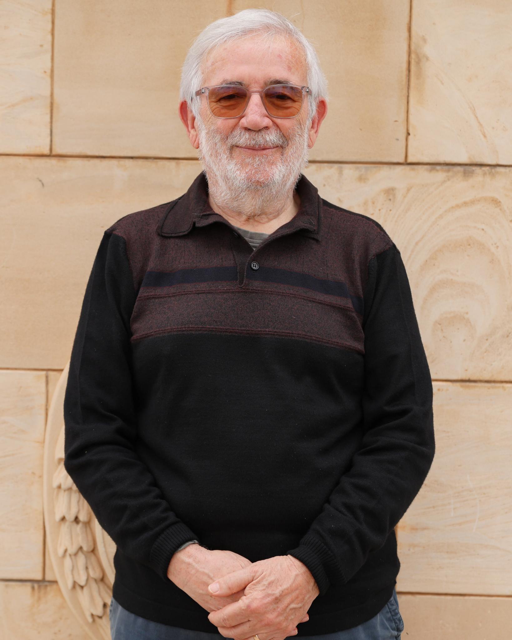 Llorenç Valverde, un ‘detective’ espacial que humaniza las matemáticas