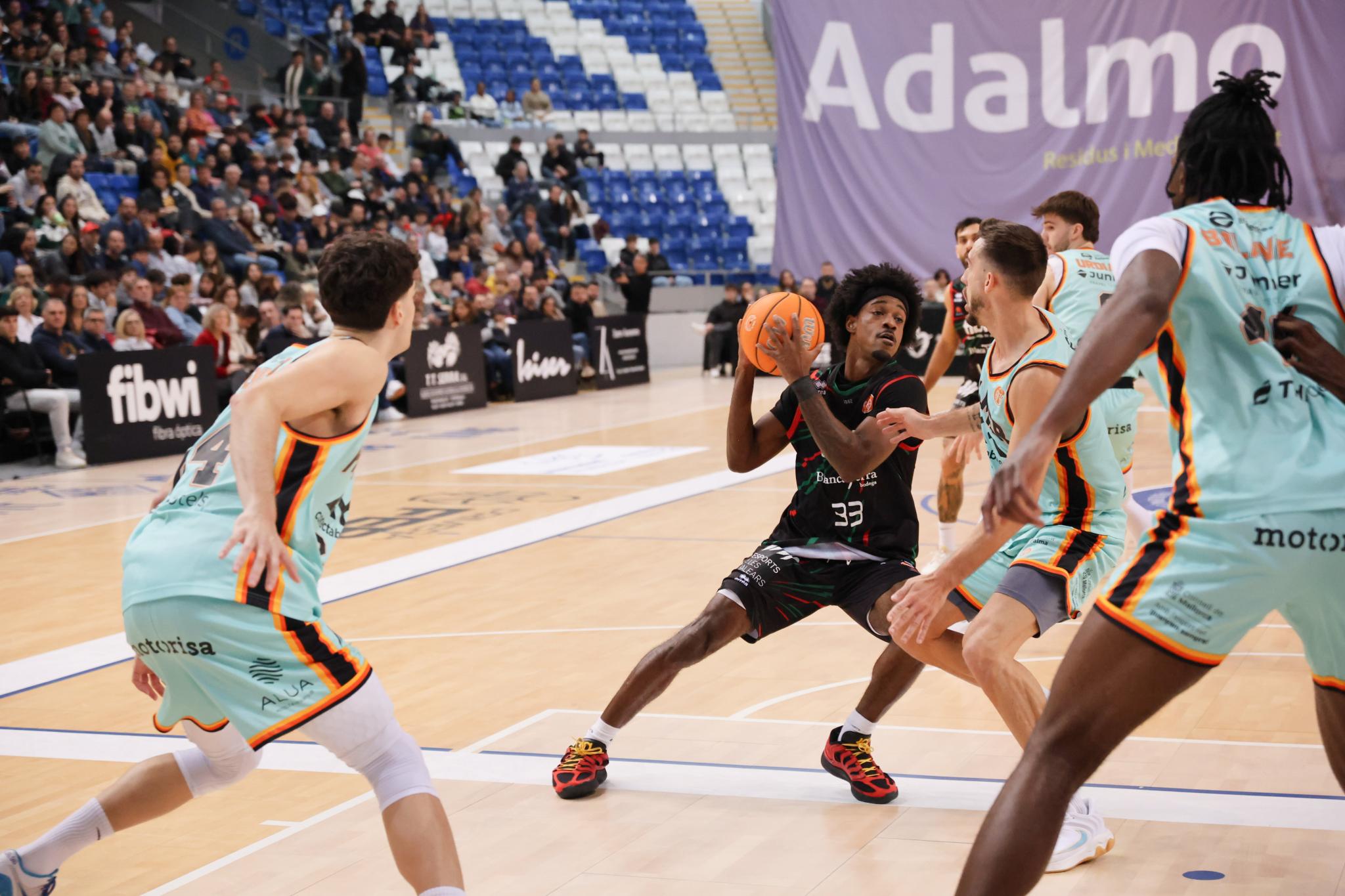 Las cábalas de la salvación para Palmer Basket y Fibwi Mallorca