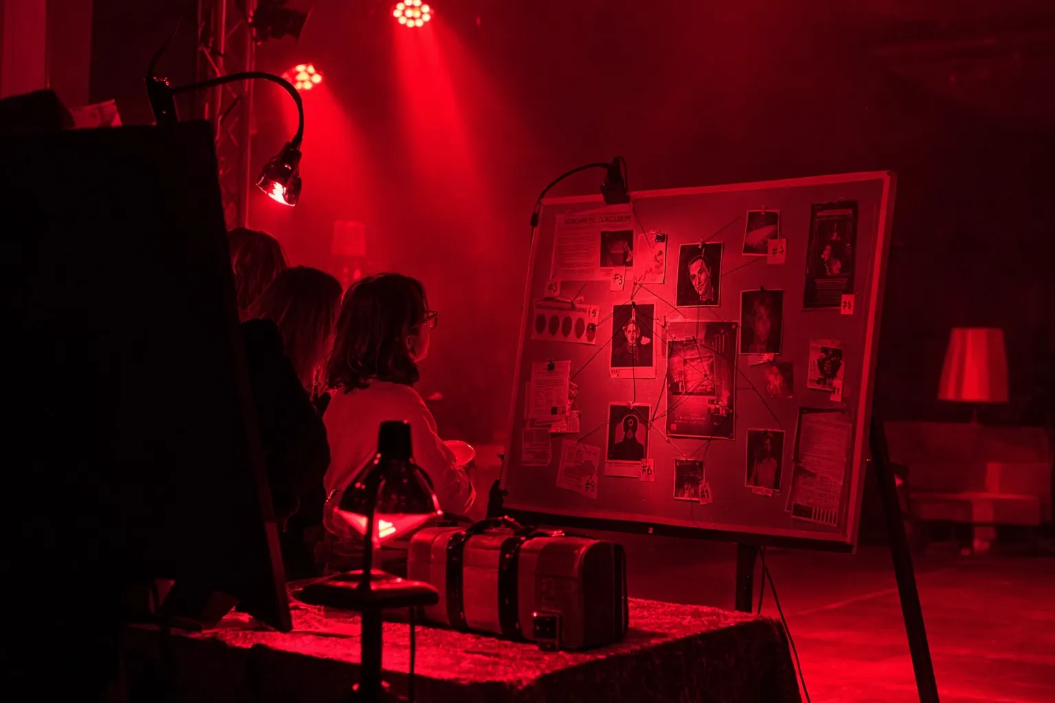 Un crimen, danza y el público como investigador: así es el cabaret inmersivo que llega a Lloseta