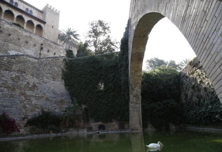 La torre musulmana del Baluarte de Sant Pere y el Arco de la Drassana se restaurarán y conservarán