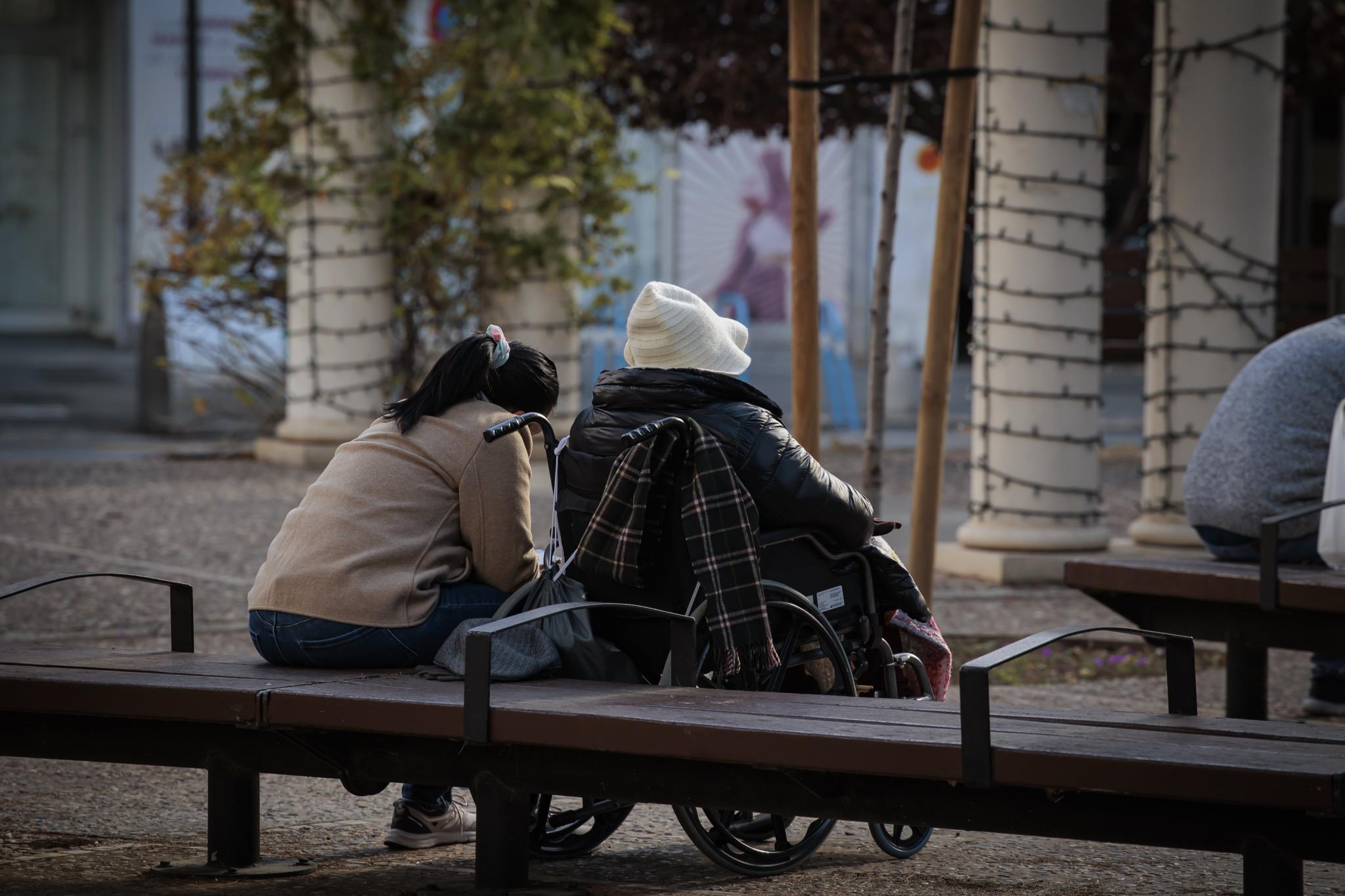 Afers Socials simplifica su burocracia y amplía su cartera de prestaciones