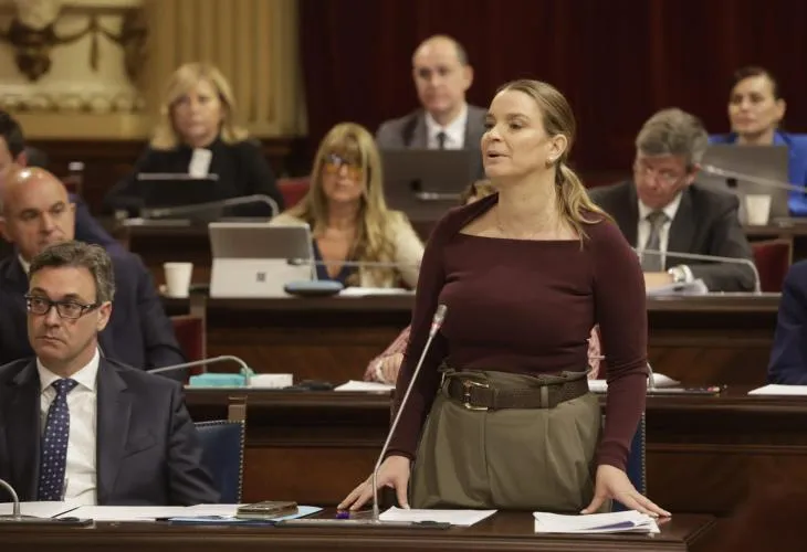 El Govern pide a Moncloa que se repatríen a los menores no acompañados «en contacto permanente con sus familias»