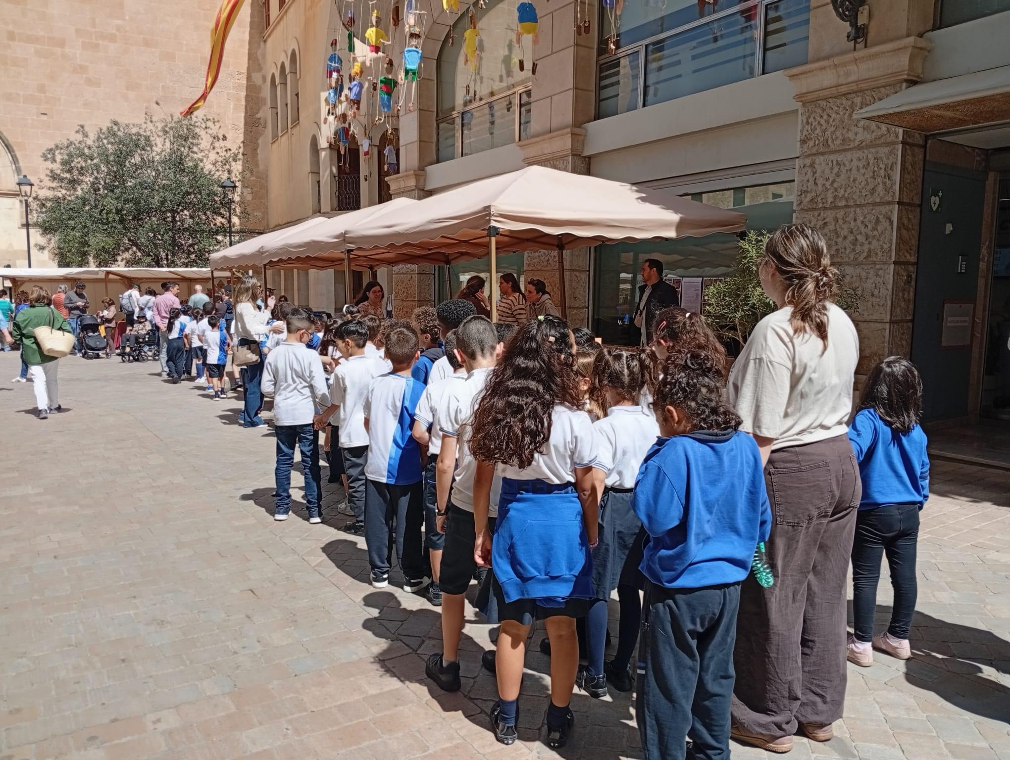 Animada Fira del Llibre en la Part Forana