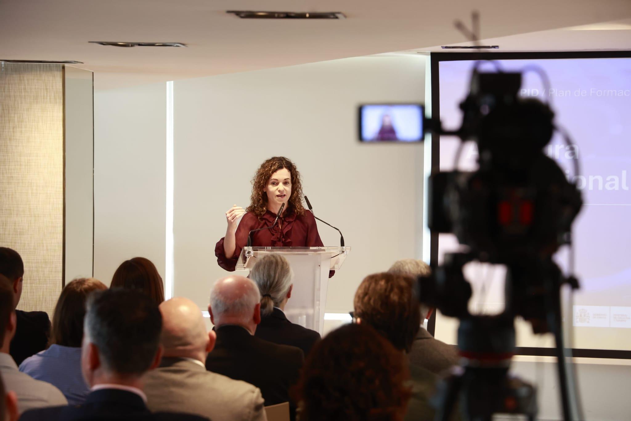 Rosario Sánchez respalda la propuesta de UGT Balears de destinar la ecotasa a vivienda