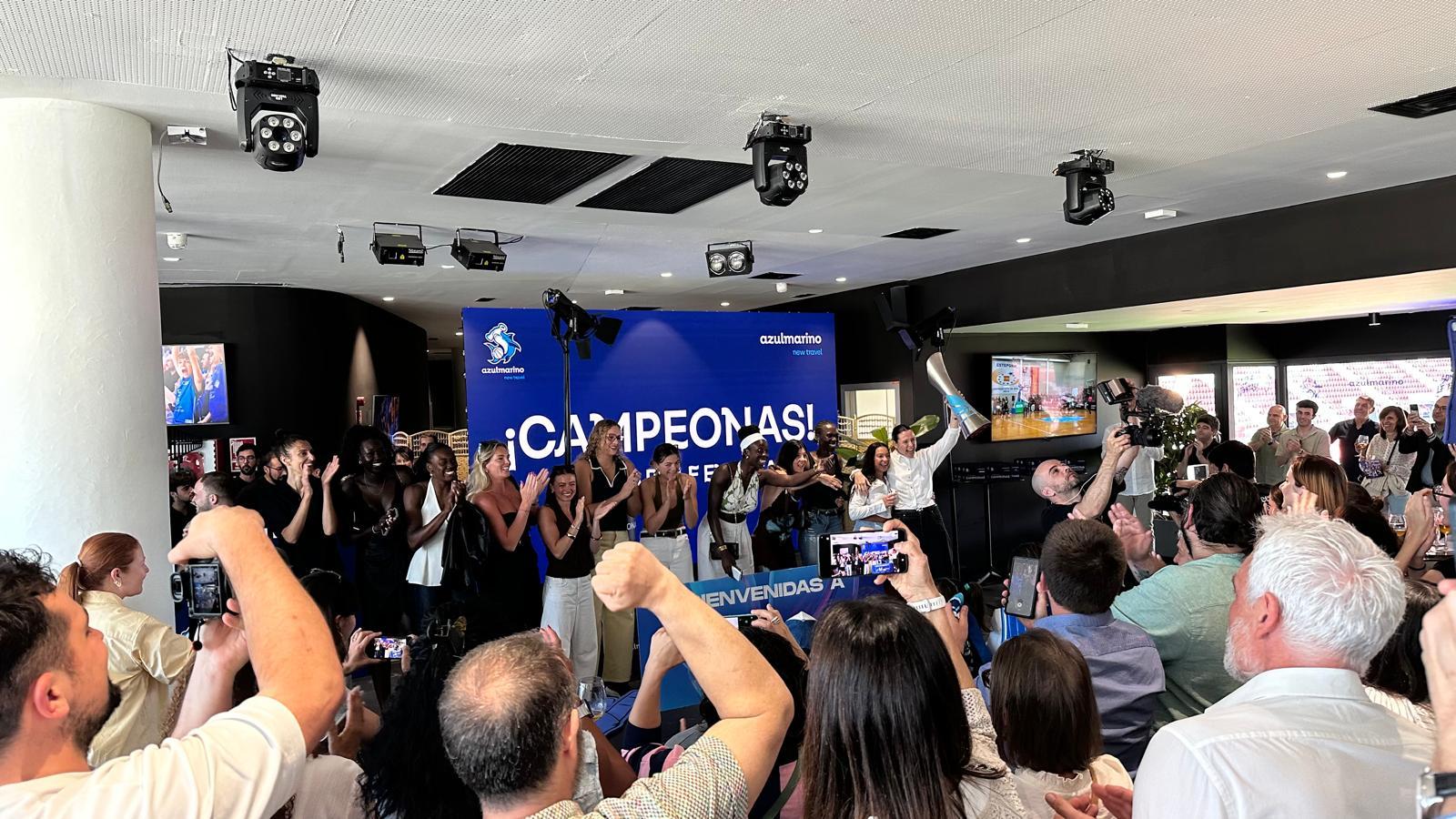 El Azulmarino celebra una temporada histórica