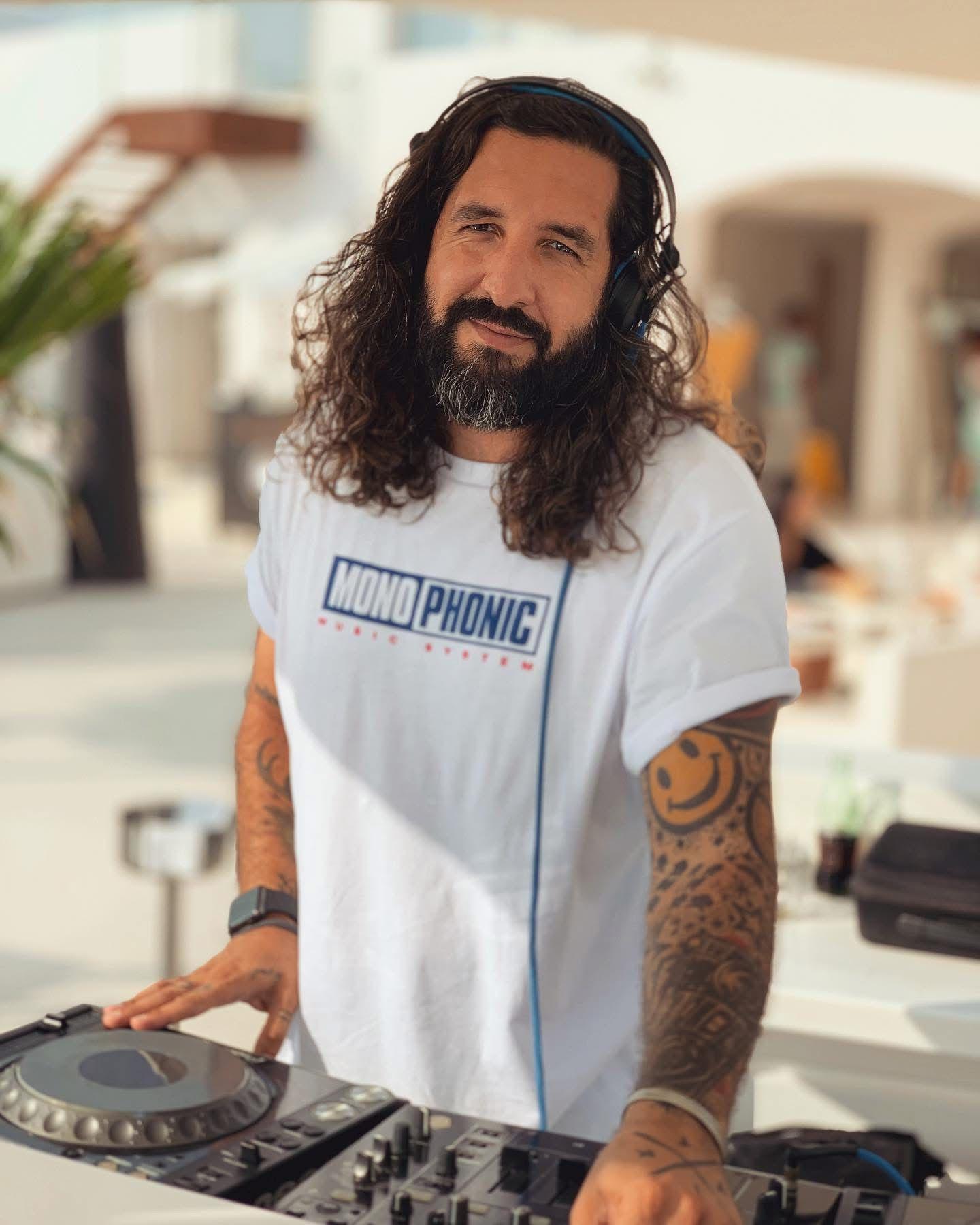 Cortarse la melena por una buena causa: «Lo haré como homenaje a mi madre, que falleció de cáncer hace casi un año»