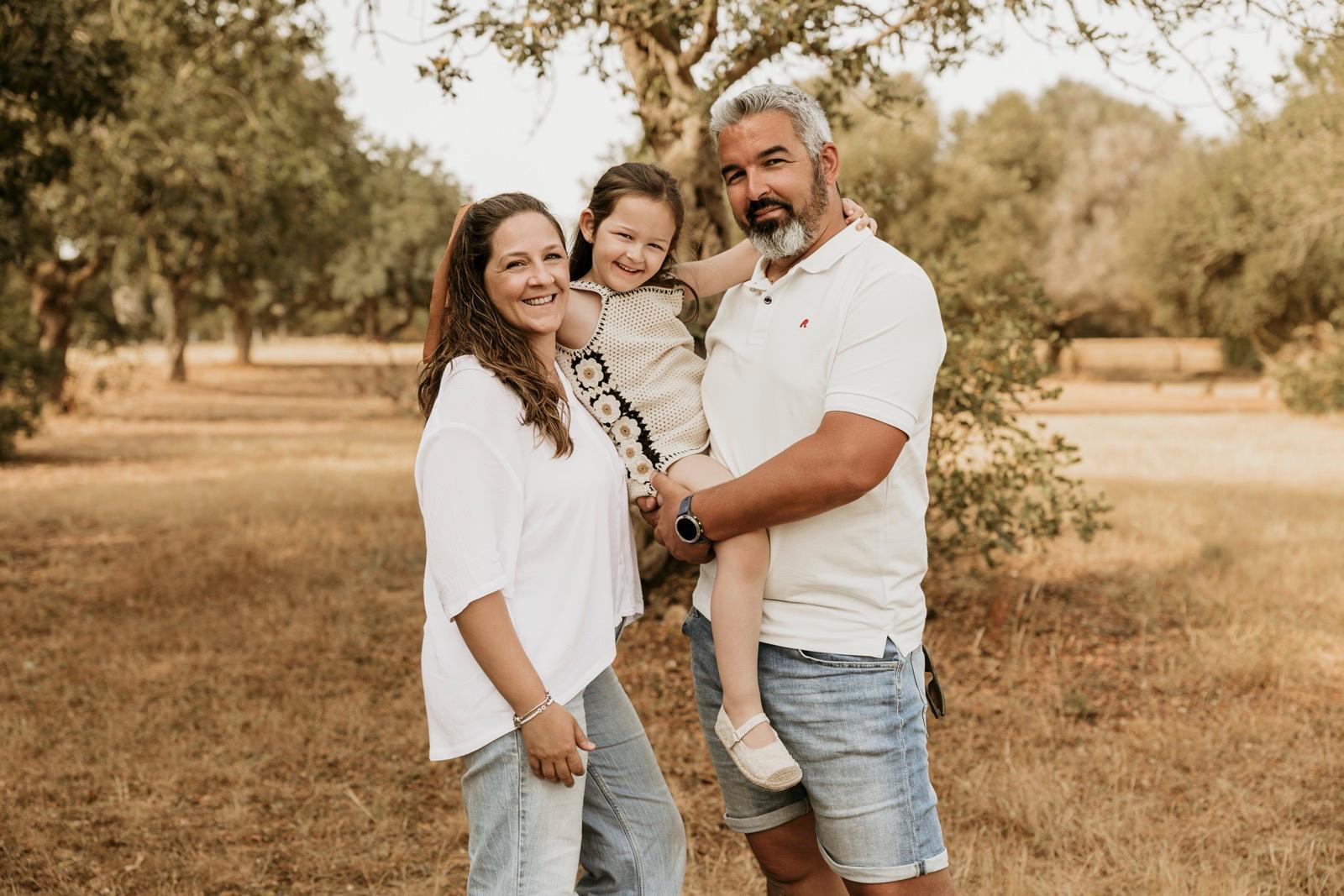 La lucha diaria de los padres de Martina: «No hay cura, pero nuestra hija sigue aquí y nos regala vida cada día»