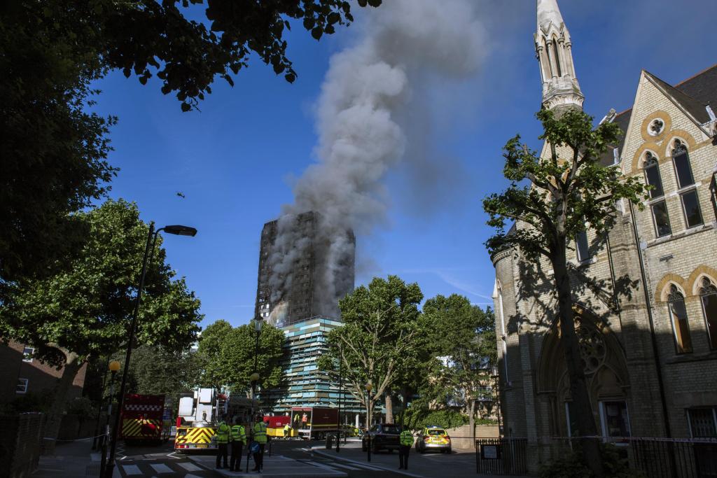 Incendio en un edificio de Londres