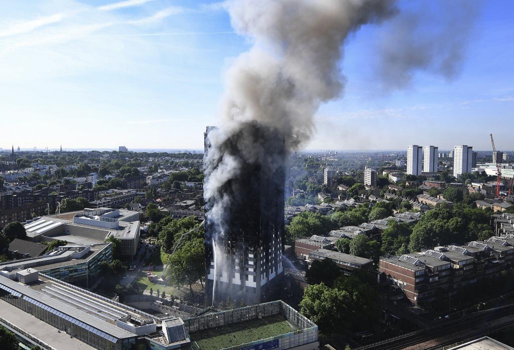 Incendio en un edificio de Londres
