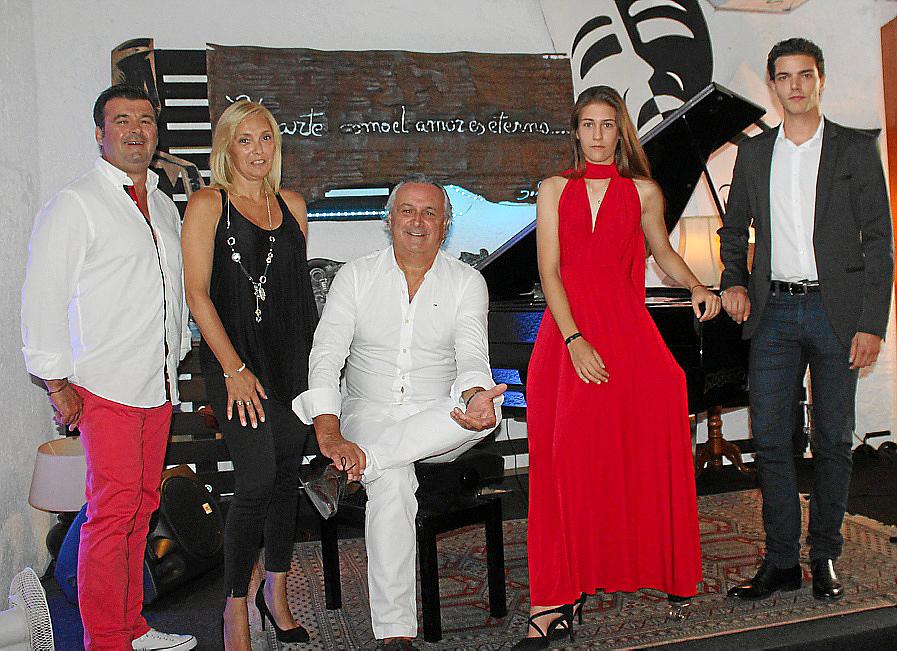 Encuentro de artistas en Ciutadà Il·legal