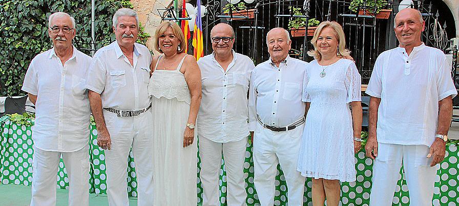Fiesta de blanco en la Casa de Andalucía