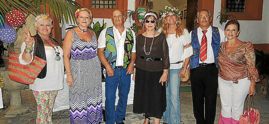 Fiesta de los Años 60 en la sede de la Casa de Andalucía