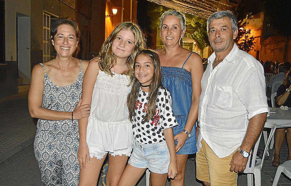 Cena solidaria en Felanitx