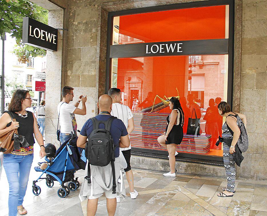 Loewe cierra su tienda en Palma de Mallorca Loewe cierra su tienda en Palma de Mallorca