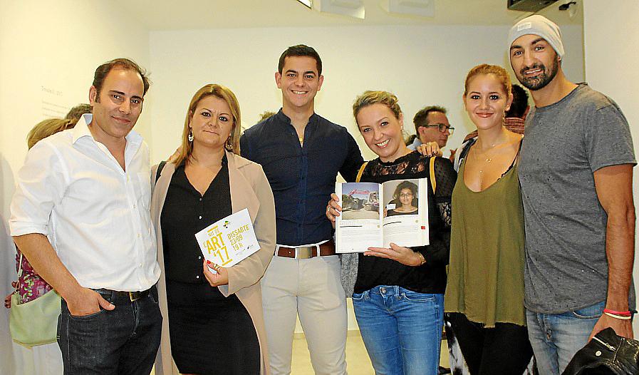 La Nit de l'Art llena de público galerías y calles de Palma