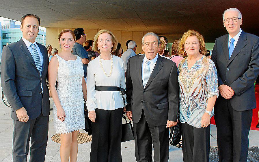 Los Reyes inauguran el Palau de Congressos