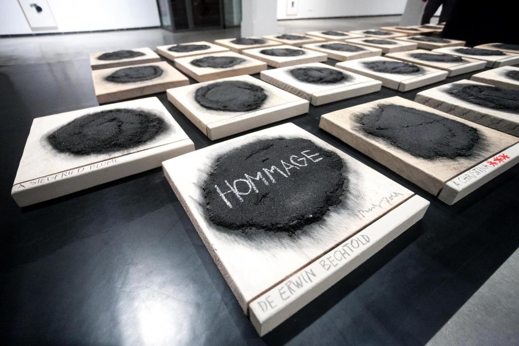 Inauguración en el MACE de la muestra conmemorativa del artista alemán, Erwin Bechtold