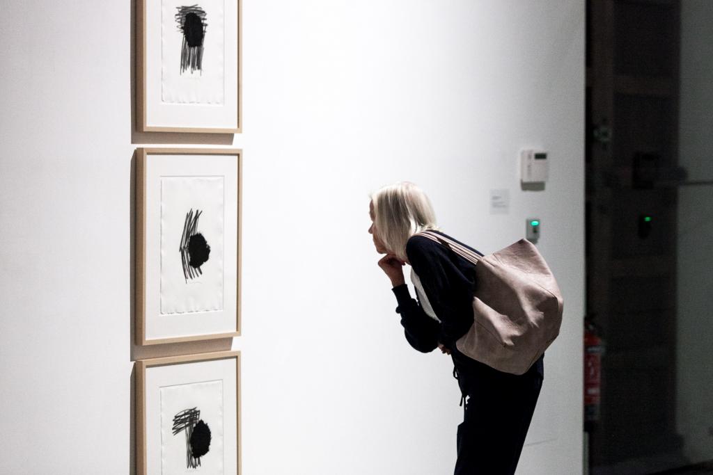 Inauguración en el MACE de la muestra conmemorativa del artista alemán, Erwin Bechtold