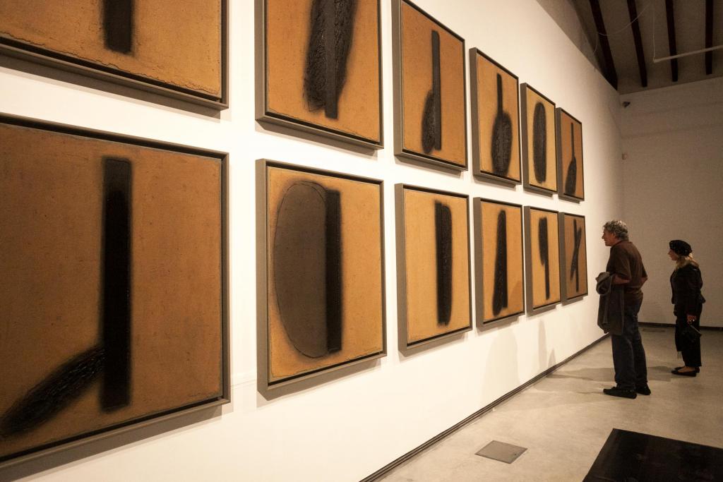Inauguración en el MACE de la muestra conmemorativa del artista alemán, Erwin Bechtold