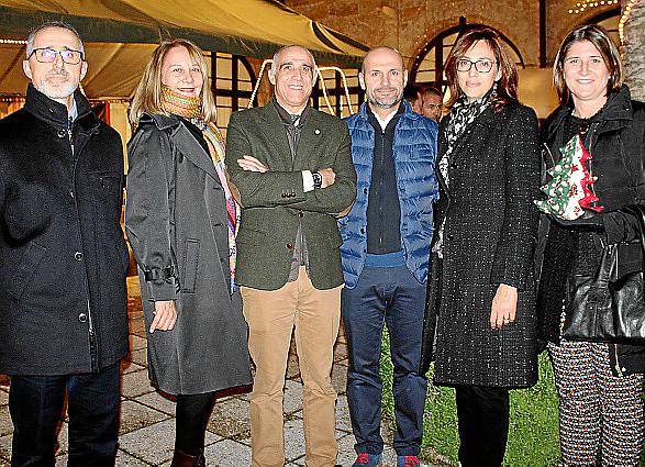 Mercadillo de repostería conventual en el Centro de Cultura Militar