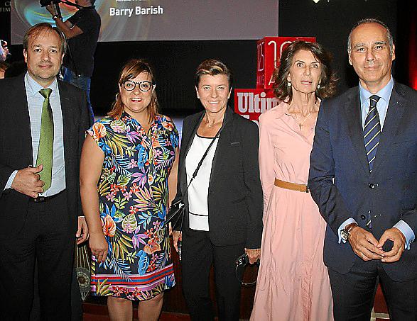 premio nobel fisica en auditorium