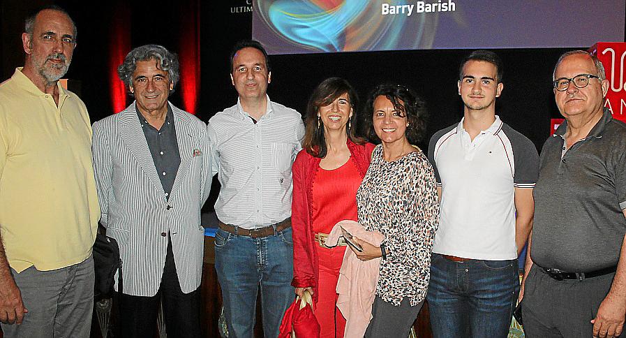 premio nobel fisica en auditorium