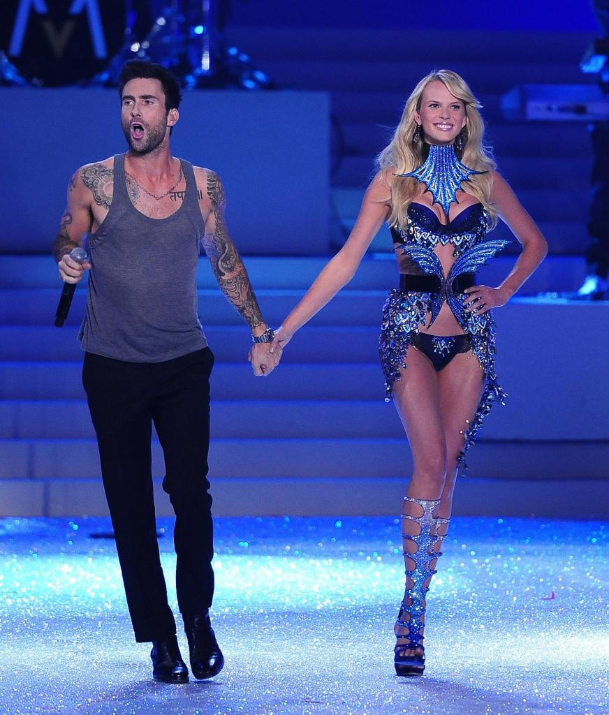 DESFILE DE MODA DE VICTORIA SECRET