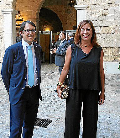 Iago Negueruela y Francina Armengol.