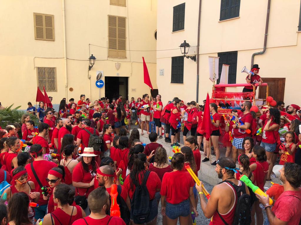 Batalla de agua de Canamunt y Canavall 2018