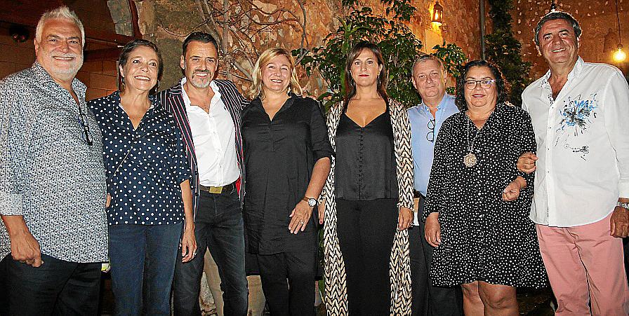 Naty Company y Víctor Enseñat celebran su 50 aniversario