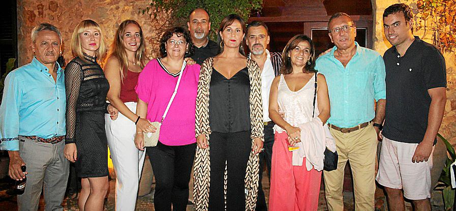 Naty Company y Víctor Enseñat celebran su 50 aniversario