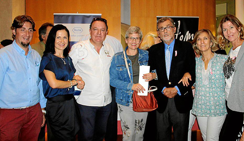 Jornadas sobre cáncer de mama organizadas por el Club Ultima Hora