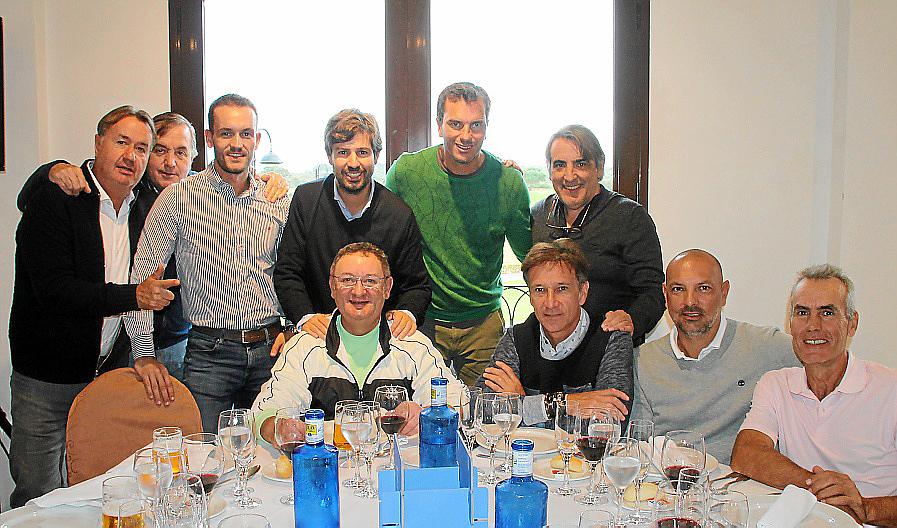 Lluvia y deportividad en el Torneo de Golf Air Europa