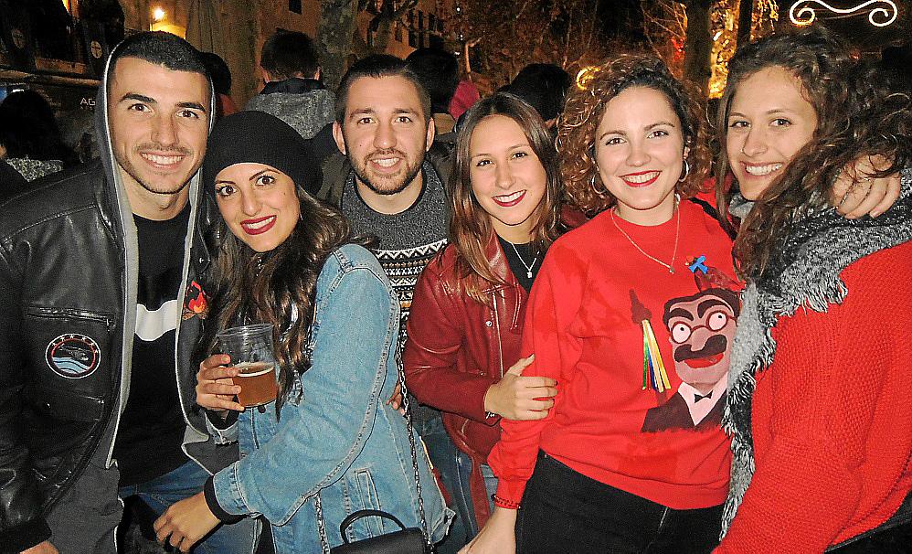 Noche de ‘foguerons’ y ‘dimonis’ en sa Pobla