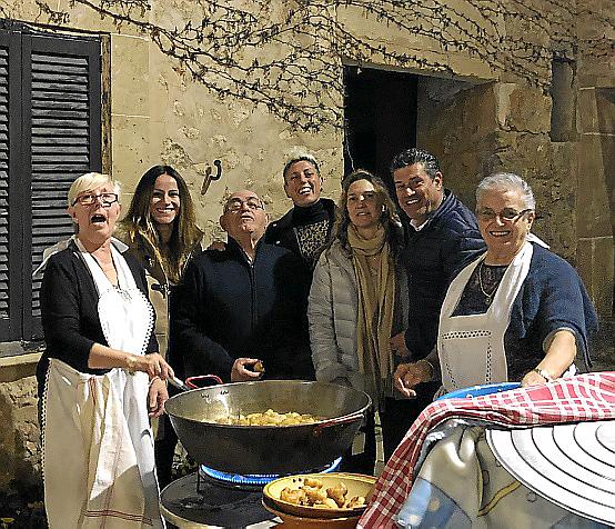 Homenaje de la DOP Oliva de Mallorca a las ‘collidores d’oliva’