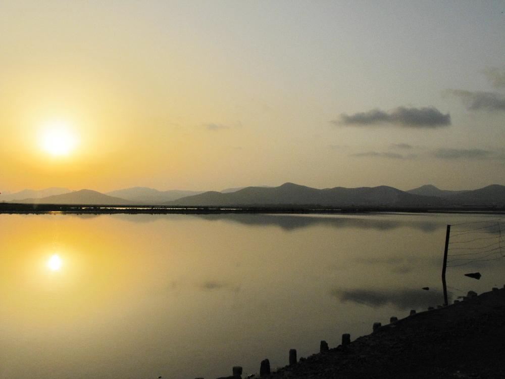 plasticitat i transparència a la posta de sol .