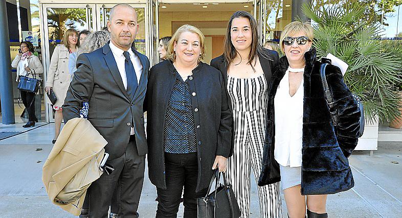 El Consell entrega sus galardones