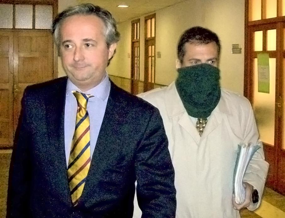 defiende ante el juez la legalidad de un proyecto turístico