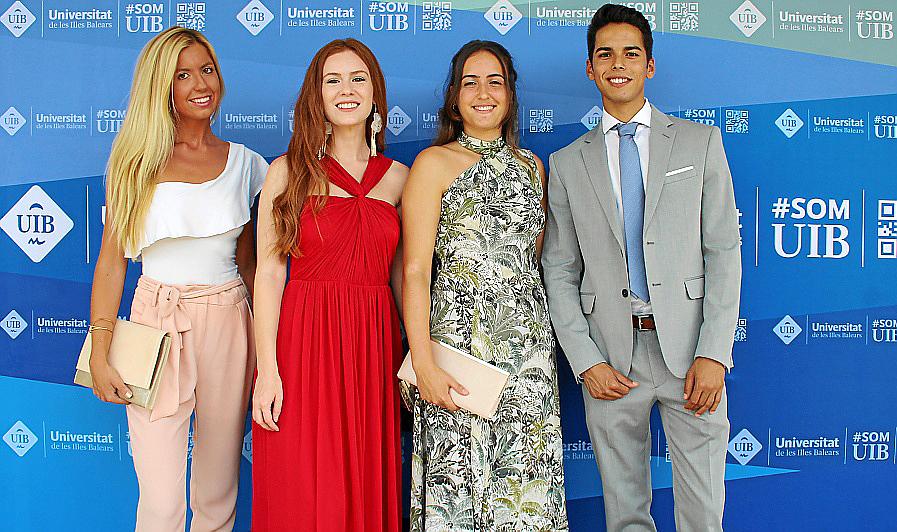 Graduaciones en Derecho y Relaciones Laborales
