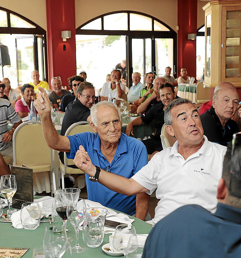 La entrega de premios del torneo Ultima Hora de Golf