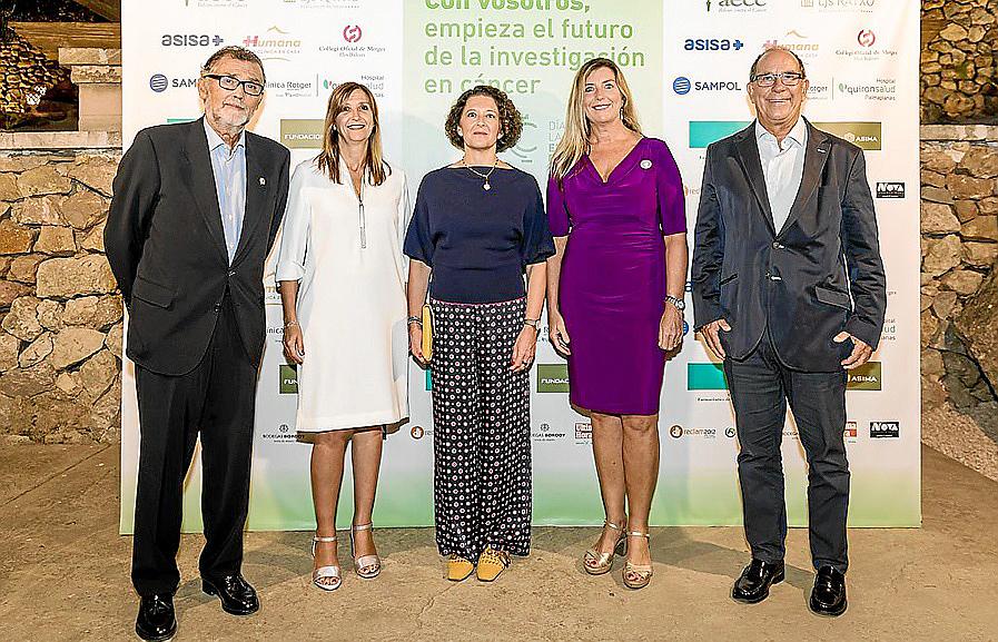 Gala solidaria de la AECC