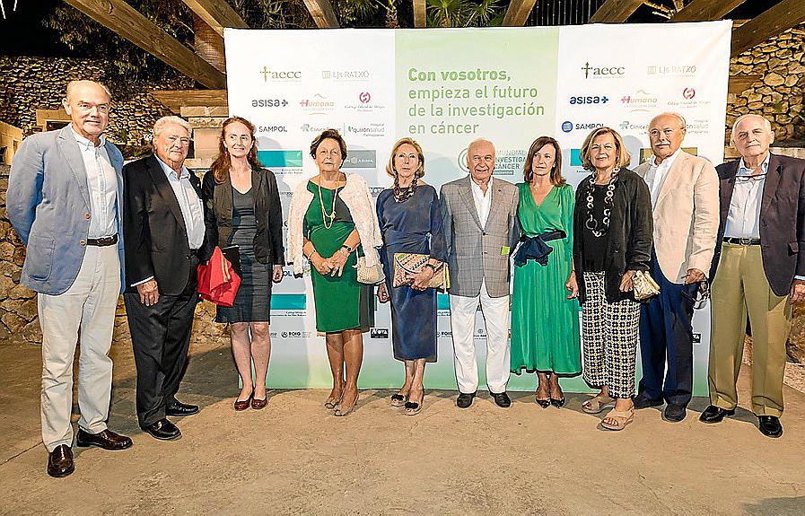 Gala solidaria de la AECC