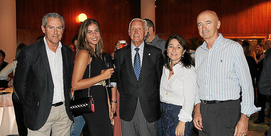 El Colegio de Veterinarios celebra su patrón