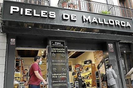 Pieles de Mallorca cierra sus tiendas después de 35 años por la crisis