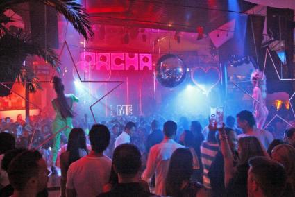 Fiesta de apertura en la discoteca Pachá Ibiza