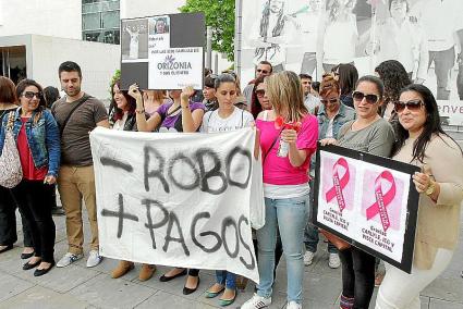 PALMA. CONFLICTOS LABORALES. TRABAJADORES DE ORIZONIA EXIGEN TODOS LOS PAGOS QUE LES DEBEN.