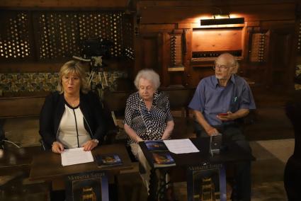 Pilar Rosselló, Montserrat Torrent y Gerhard Grenzing