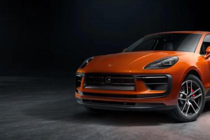 un imponente Macan, que se presentará en noviembre.