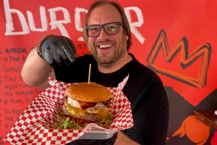 La próxima semana, Mariano presentará su nueva Wagyu Teriyaki burger.